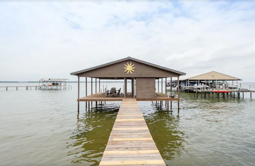 Spring Into Summer with a Lake Home Vacation You'll Love by Cedar Creek Lake Getaways 19 1 1 cedarcreeklake.online