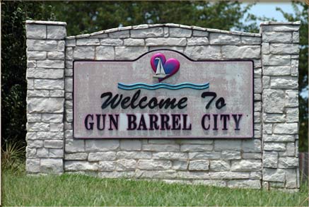 Gun Barrel City Texas 3 welcome sign gun barrel city CedarCreekLake.Online