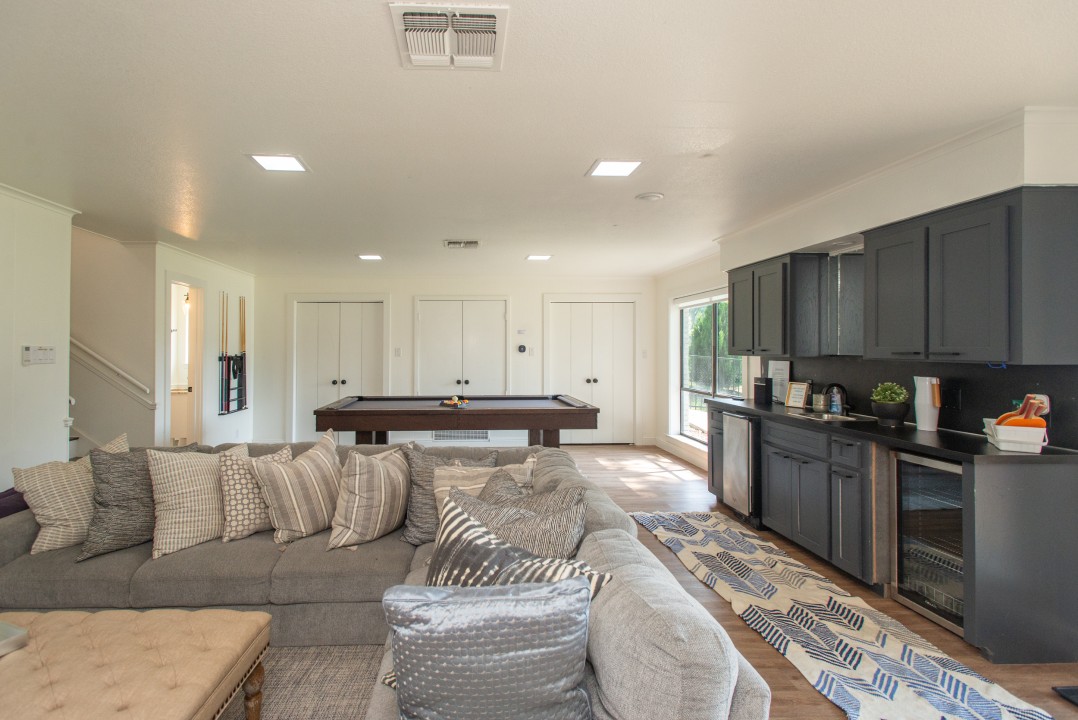 All Decked Out - Cedar Creek Lake Getaways