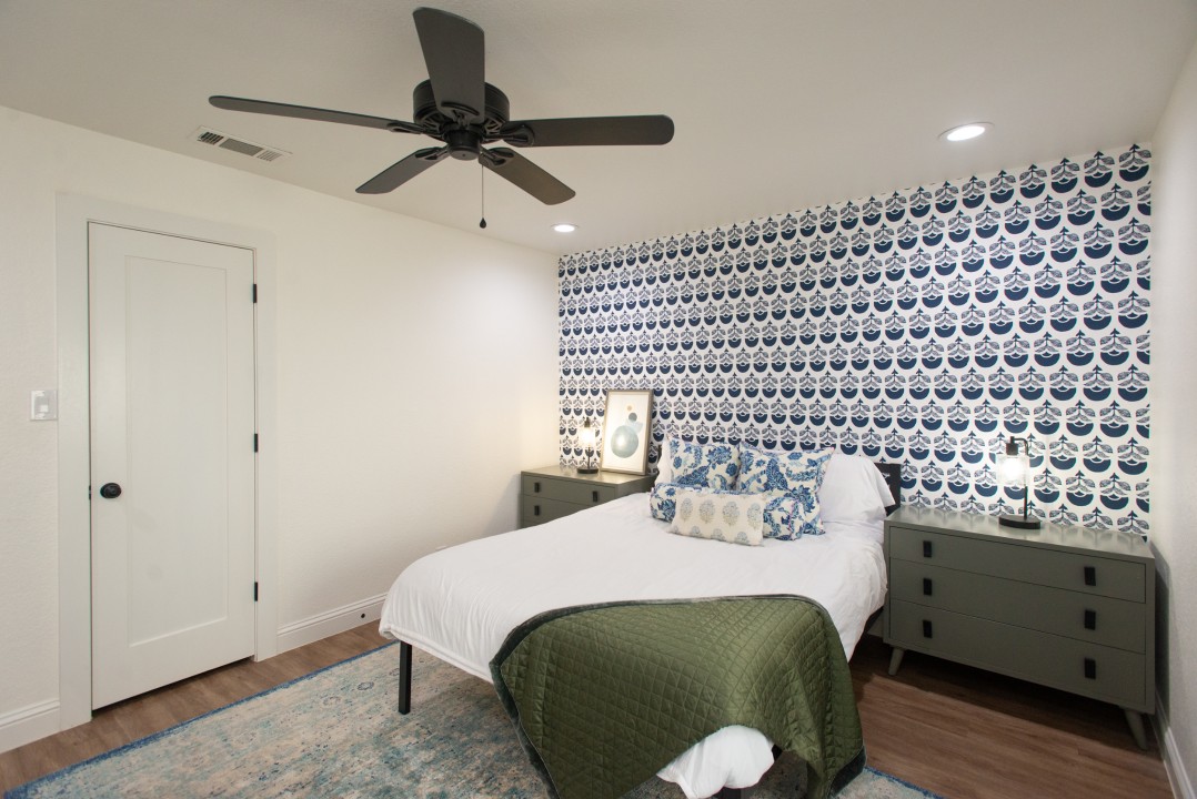 All Decked Out - Cedar Creek Lake Getaways