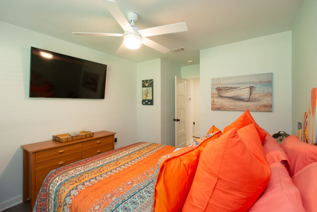 Boondocks - Cedar Creek Lake Getaways