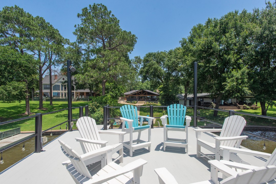 Boondocks - Cedar Creek Lake Getaways
