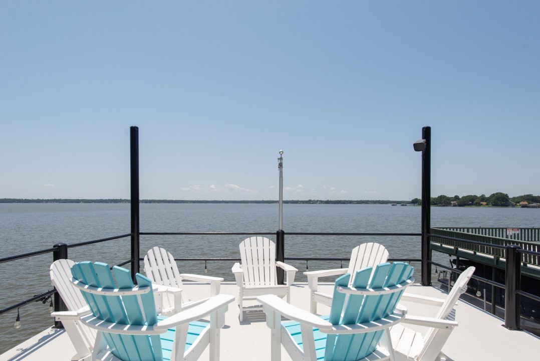 Boondocks - Cedar Creek Lake Getaways
