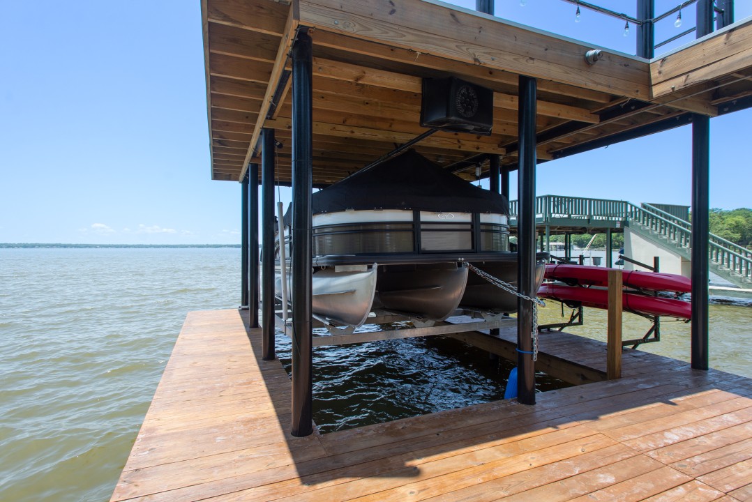 Boondocks - Cedar Creek Lake Getaways