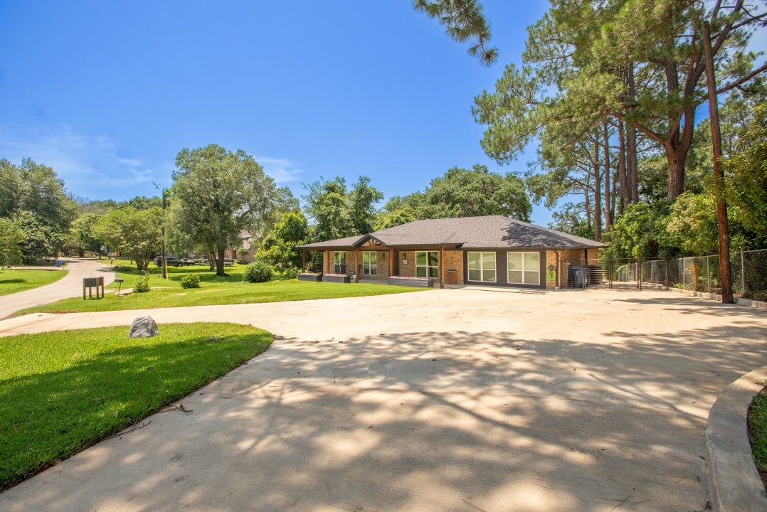 Boondocks - Cedar Creek Lake Getaways