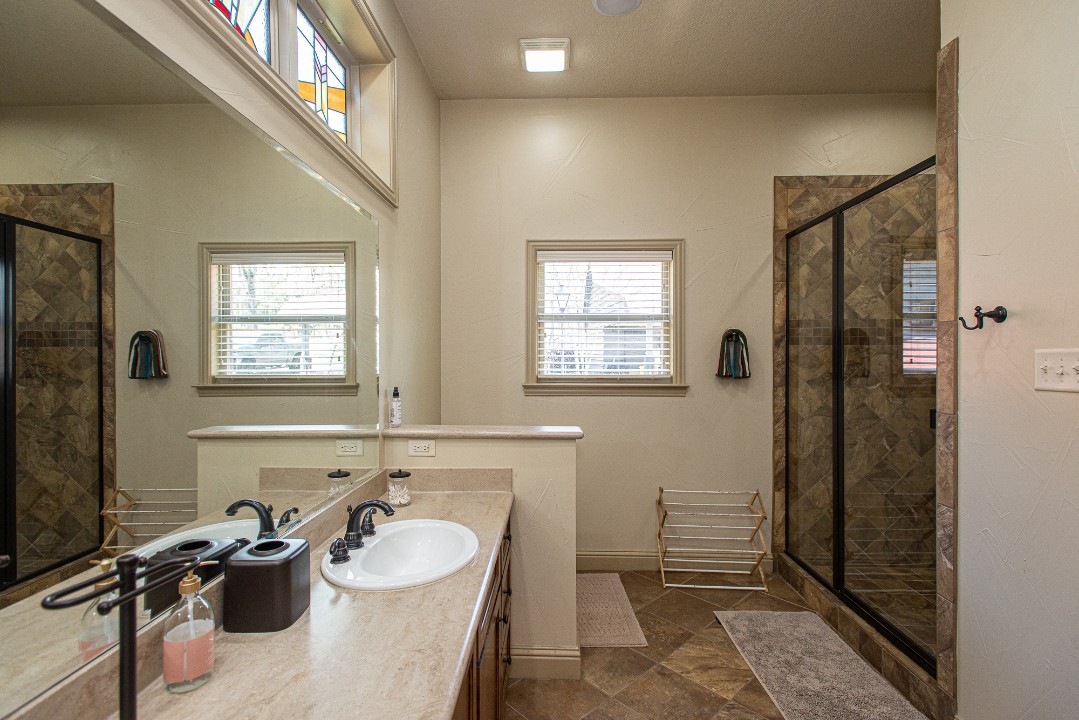 Laguna Terrace - Cedar Creek Lake Getaway