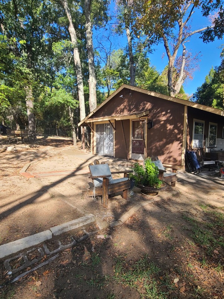 Lakeside Bliss - Cedar Creek Lake Getaways