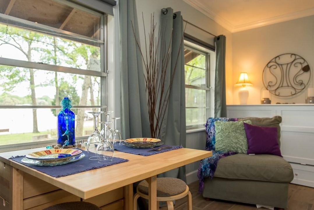 Lakeside Bliss - Cedar Creek Lake Getaways