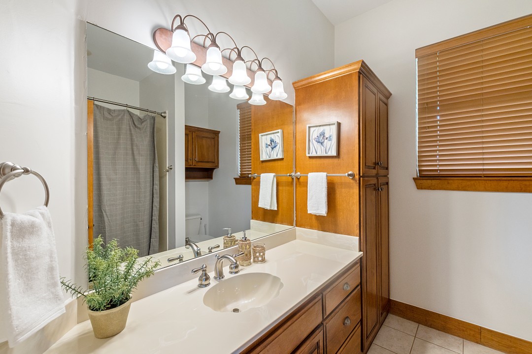 Misty Pines - Cedar Creek Lake Getaways