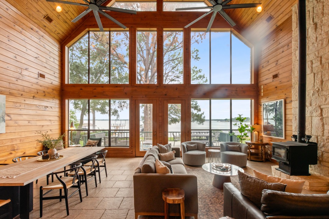 Misty Pines - Cedar Creek Lake Getaways