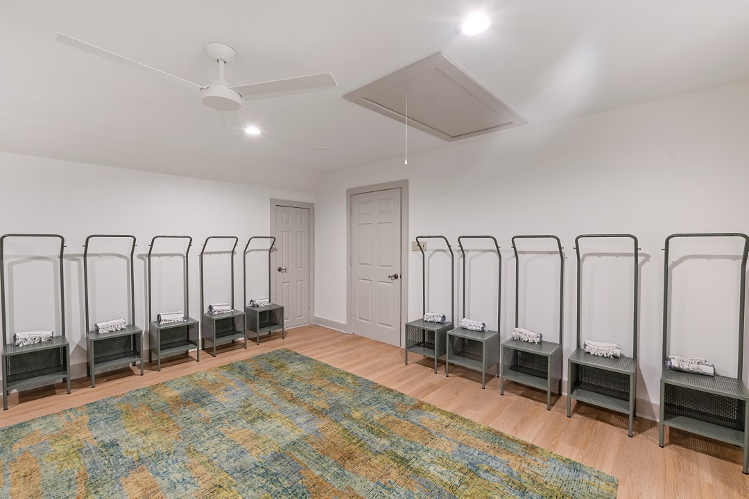 Misty Pines - Cedar Creek Lake Getaways