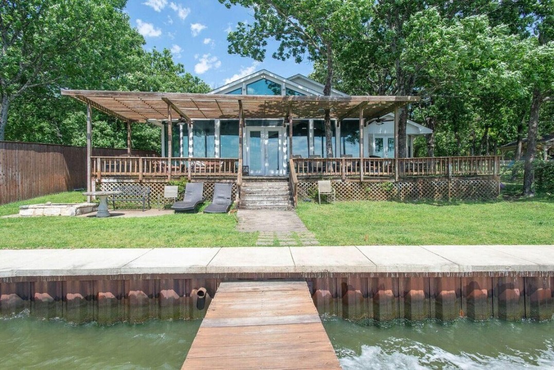 Park Crest - Cedar Creek Lake Getaways