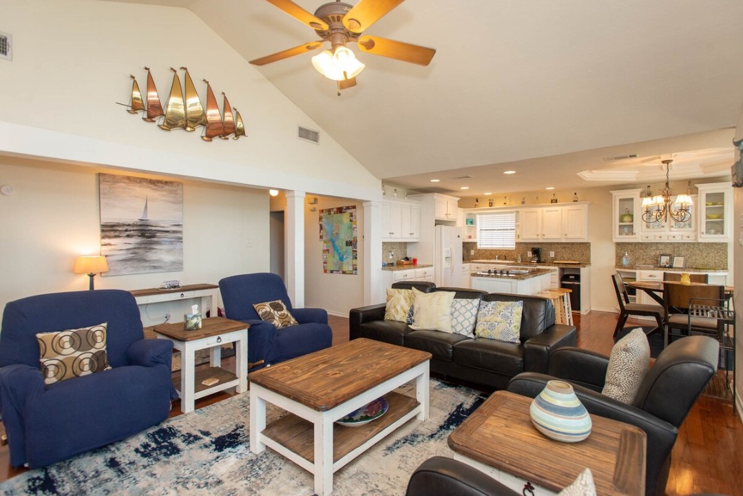 Park Crest - Cedar Creek Lake Getaways