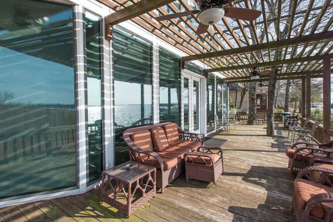 Park Crest - Cedar Creek Lake Getaways