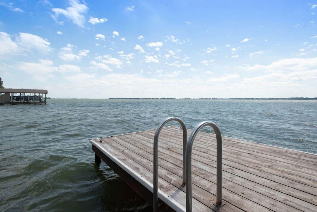 Park Crest - Cedar Creek Lake Getaways
