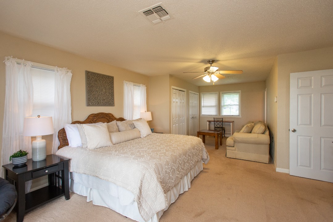 Santa Rosa - Cedar Creek Lake Getaways