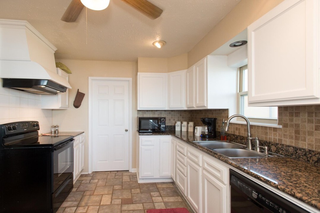 Santa Rosa - Cedar Creek Lake Getaways