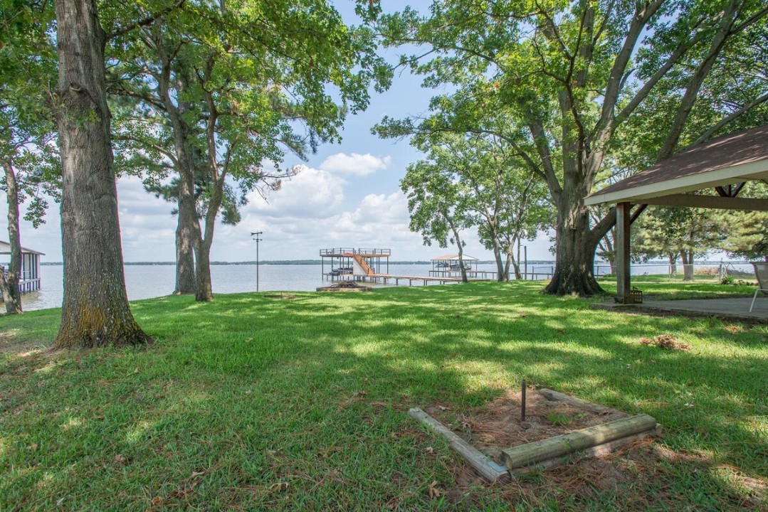 Santa Rosa - Cedar Creek Lake Getaways