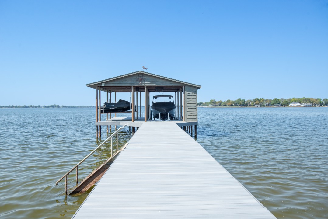 Southern Comfort - Cedar Creek Lake Getaways
