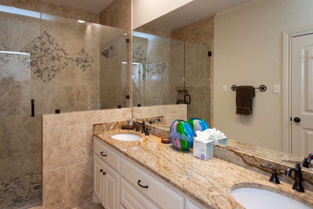 Southern Comfort - Cedar Creek Lake Getaways