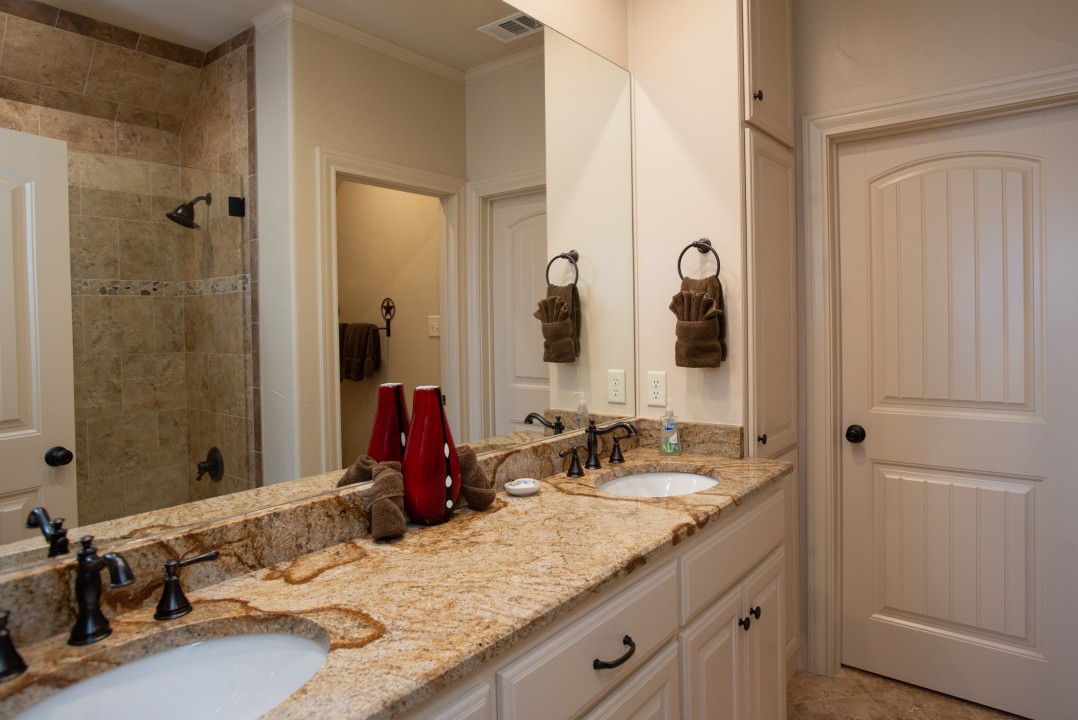 Southern Comfort - Cedar Creek Lake Getaways