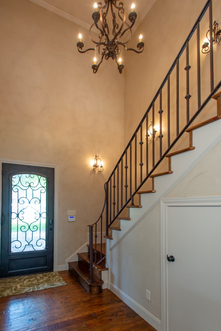 Southern Comfort - Cedar Creek Lake Getaways