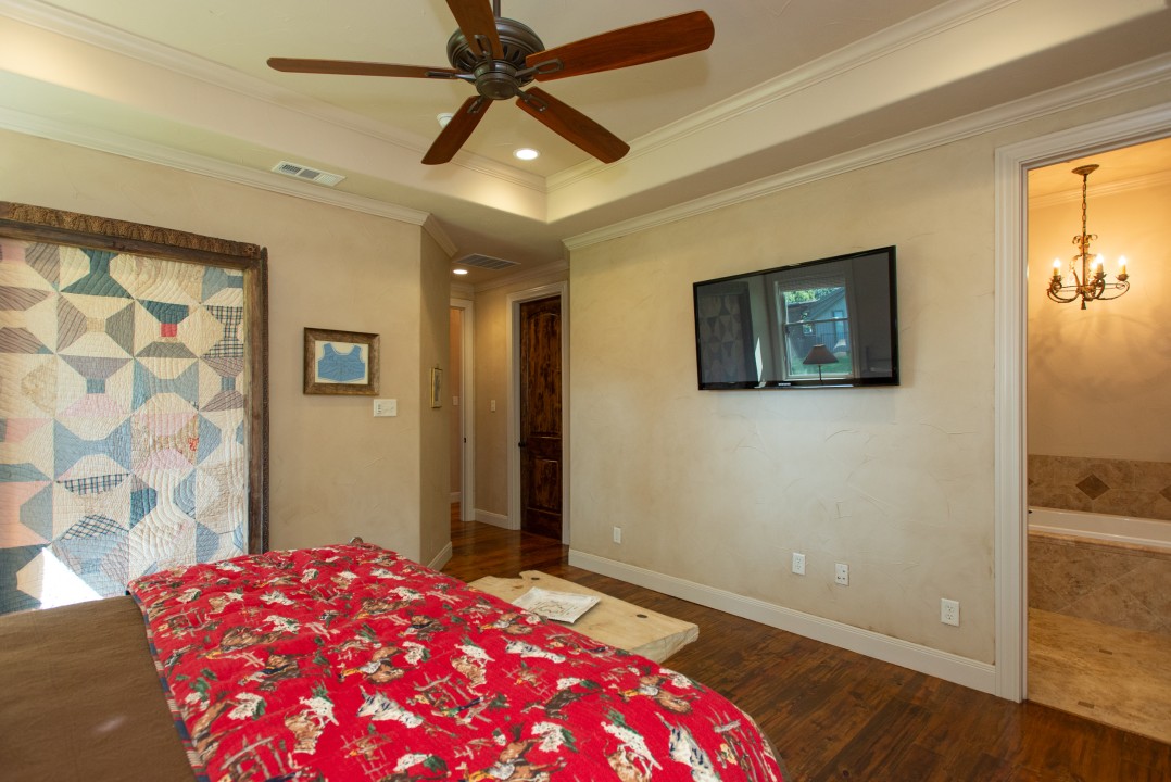 Southern Comfort - Cedar Creek Lake Getaways