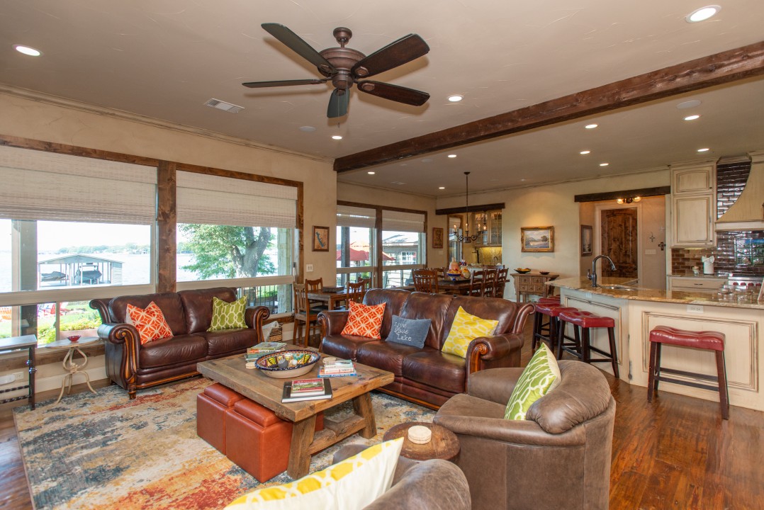 Southern Comfort - Cedar Creek Lake Getaways