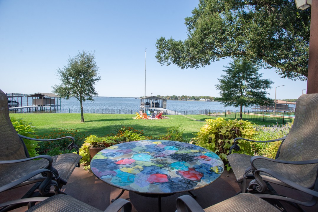 Southern Comfort - Cedar Creek Lake Getaways