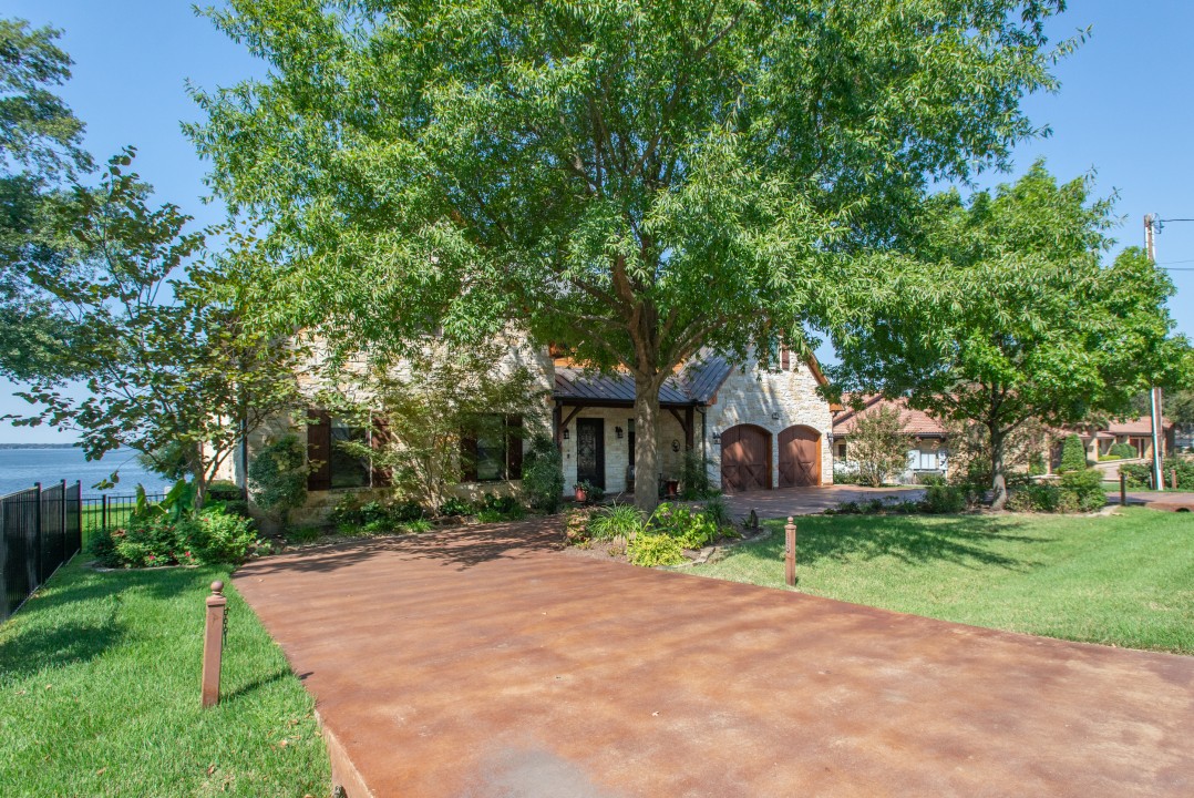 Southern Comfort - Cedar Creek Lake Getaways