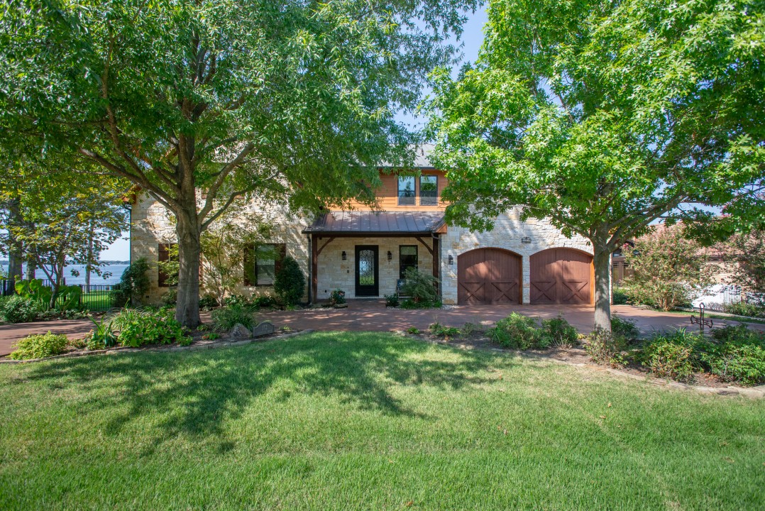 Southern Comfort - Cedar Creek Lake Getaways