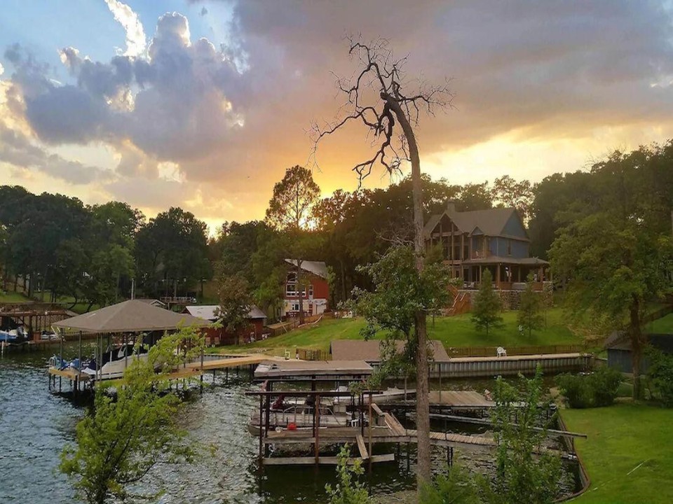 Tanglewood - Cedar Creek Lake Getaways