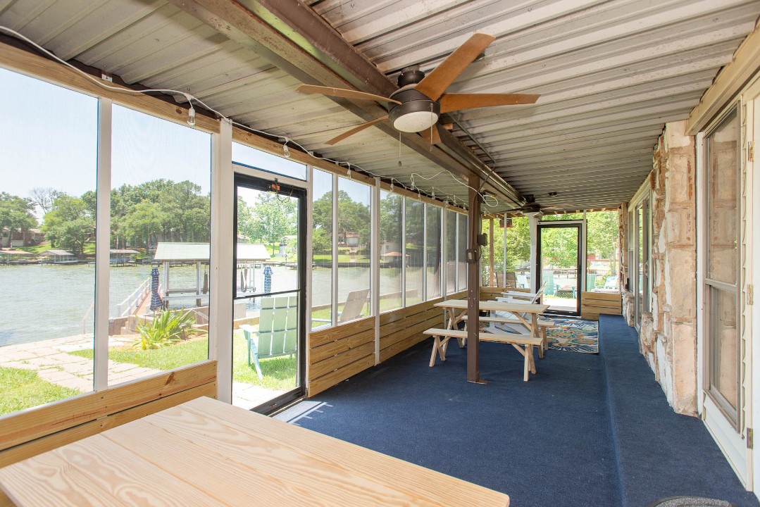 Tanglewood - Cedar Creek Lake Getaways