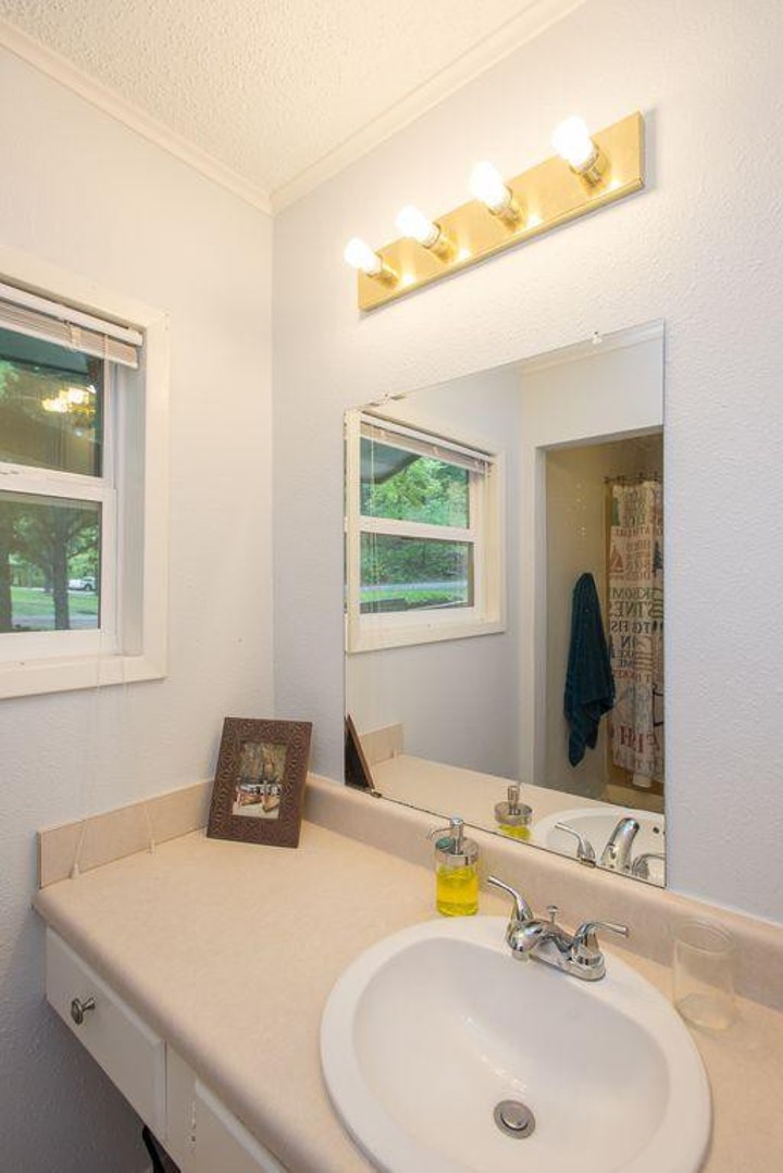 Turquoise Cove - Cedar Creek Lake Getaways