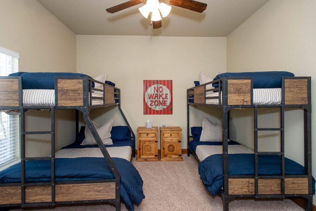 Whispering Springs - Cedar Creek Lake Getaways