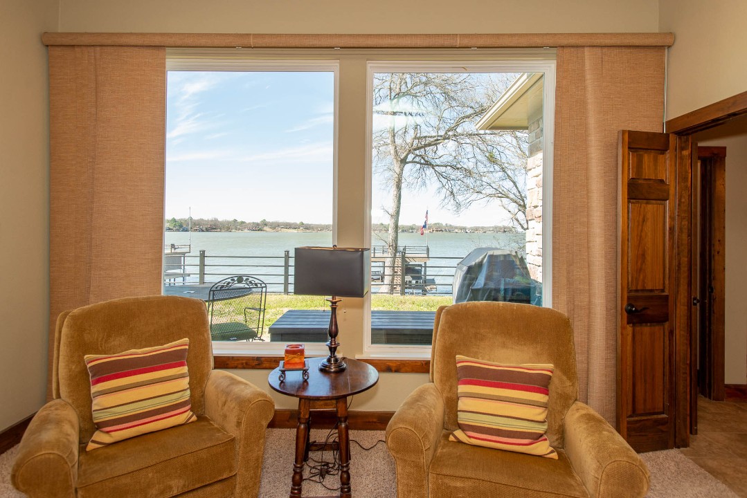 Whispering Springs - Cedar Creek Lake Getaways