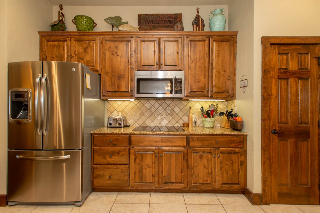 Whispering Springs - Cedar Creek Lake Getaways