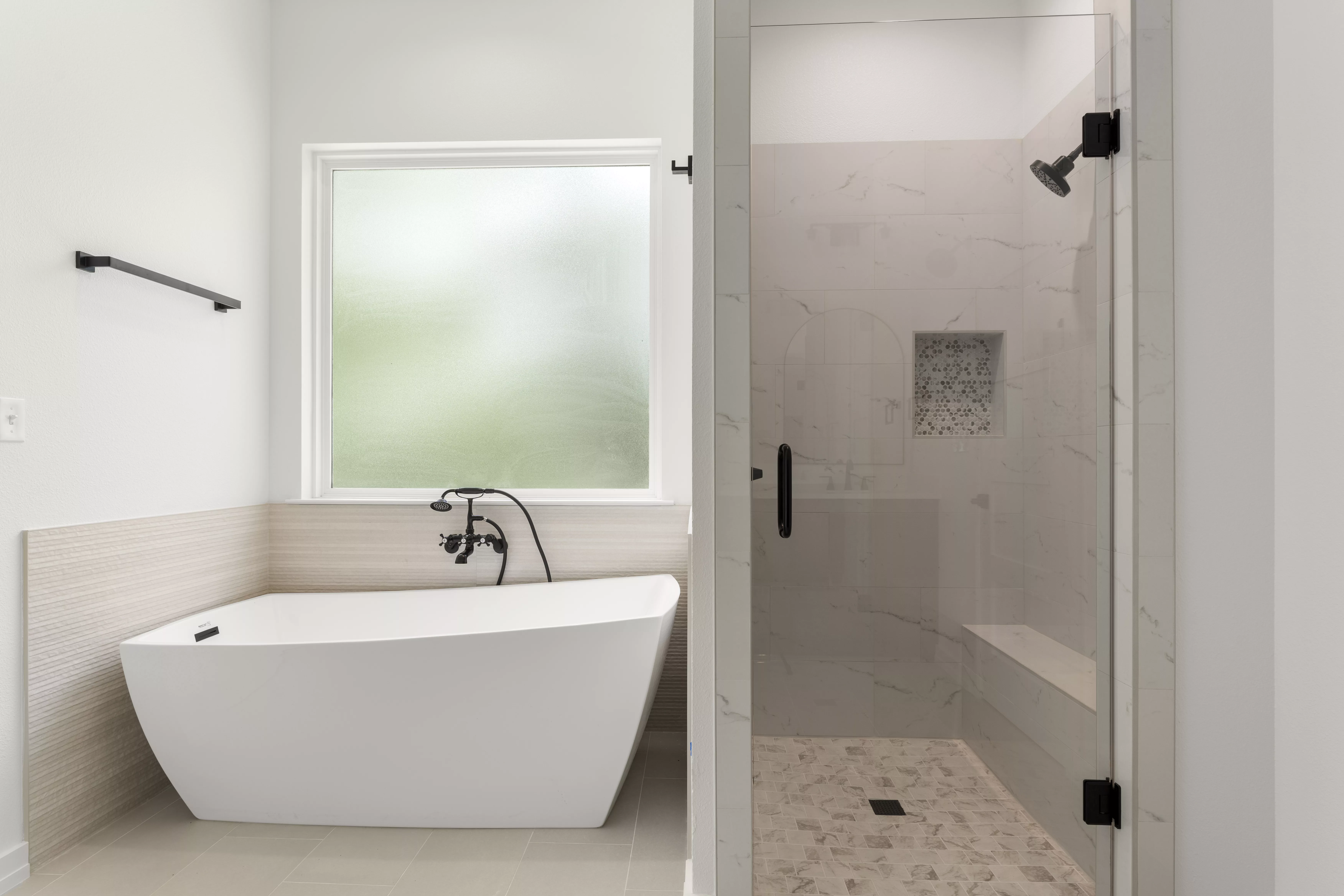 9313 W Shoreline_Master Bath 2