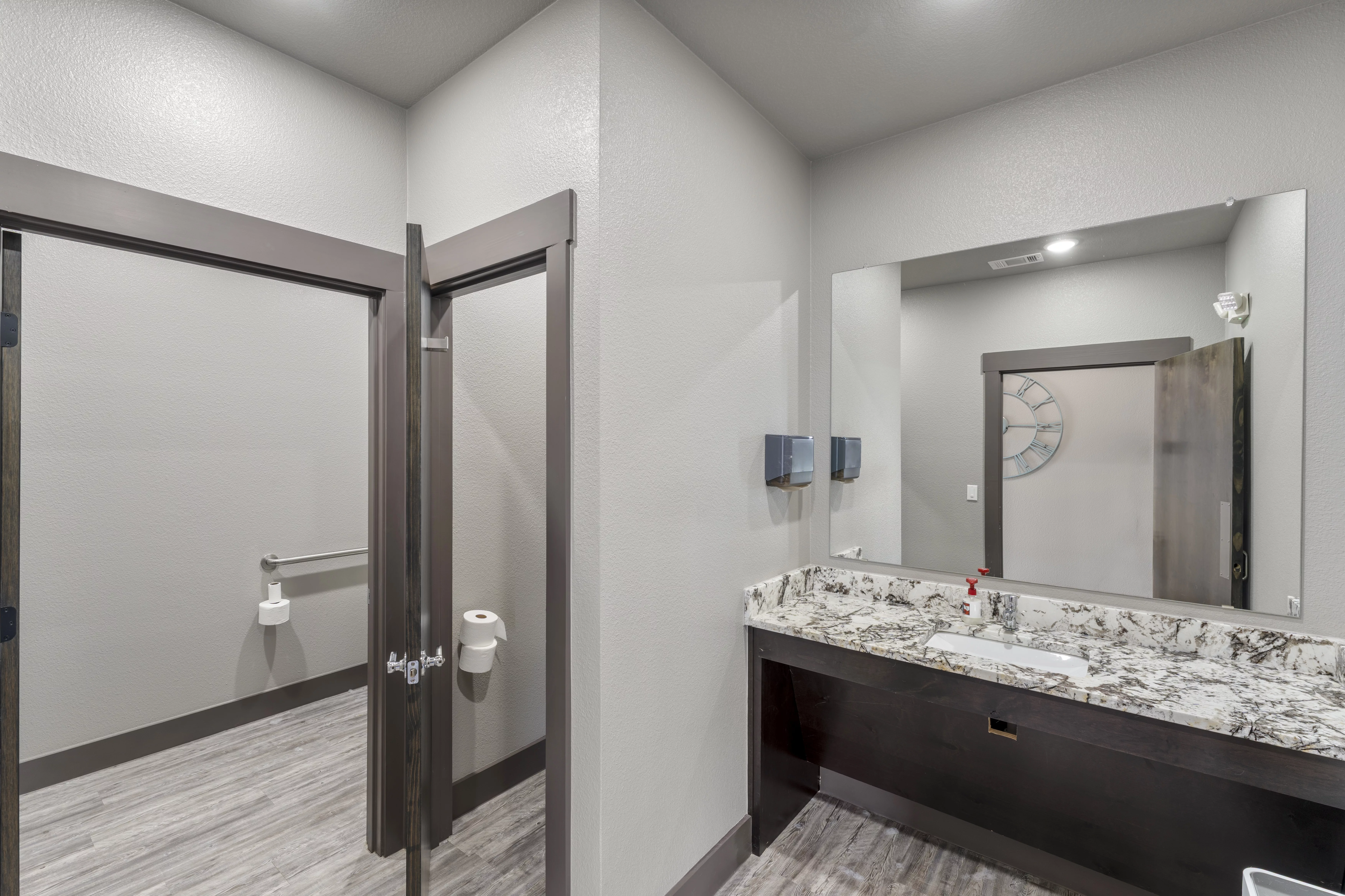 BCCR_Bathroom 1